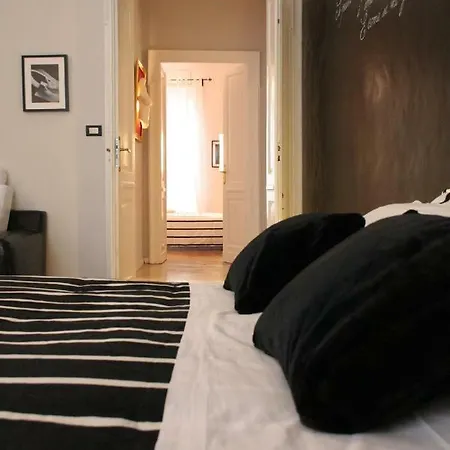 Photo-camera Apartment Turin